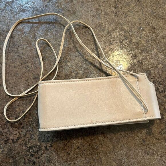 GUCCI Rare Slim Case Pen/ Cigar/ Lipstick Lanyard Leather Cream - Picture 9 of 12